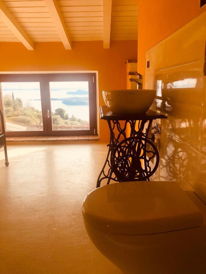 Апартаменти La Casa Di Andrea Гардоне-Рив'єра Екстер'єр фото