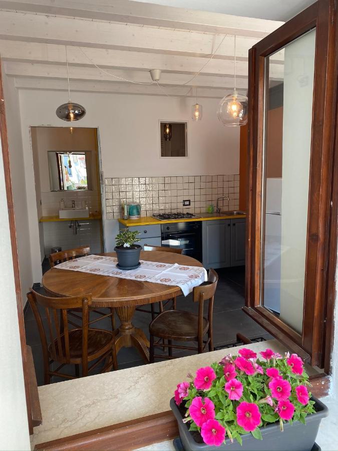 Апартаменти La Casa Di Andrea Гардоне-Рив'єра Екстер'єр фото